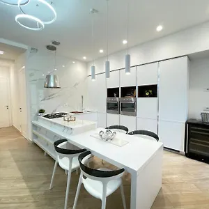 https://appartamento-di-lusso-a-300-mt-arena-verona.hotelinveneto.com