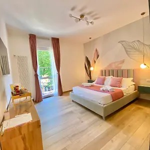 https://santorsola-lodge.emilia-romagnahotels.net