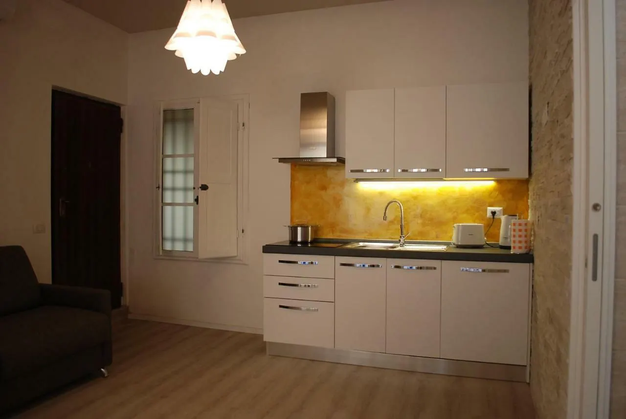 Berardi Palace - Vigna Nuova Apartment Florence